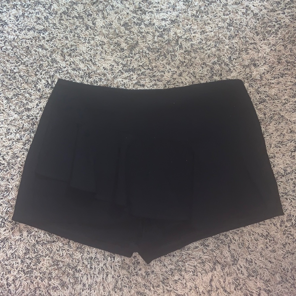 Cute Black Shorts / Skirt Medium worn once